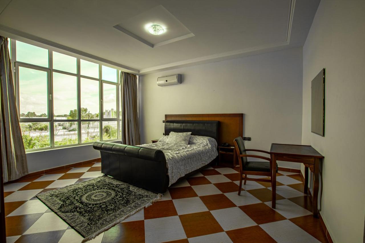 Motel Gzenaya Tanger Exteriör bild